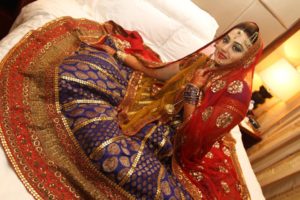 Look slim in Indian Ethnic Wear | Women Attire